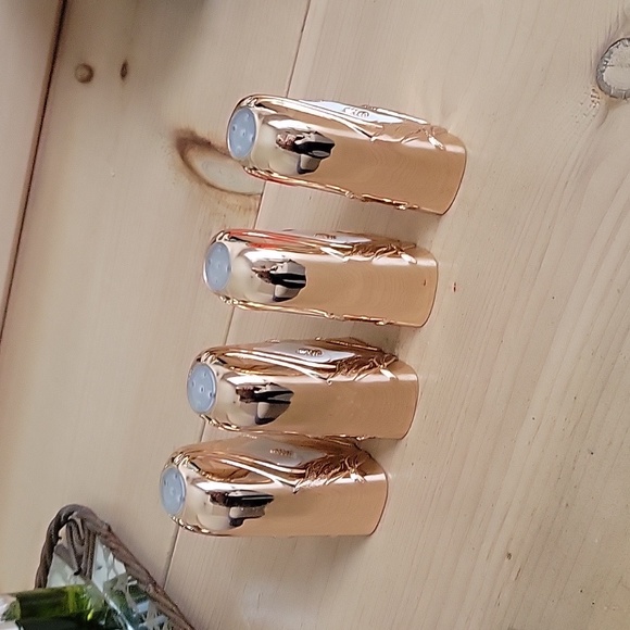 Four Gold Calla Lily Shakers - Picture 3 of 6